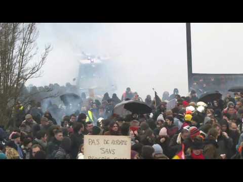 France strikes: brief clashes break out during demonstration against pension reform in Nantes