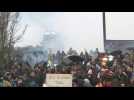 France strikes: brief clashes break out during demonstration against pension reform in Nantes - Label : AFPTV - First images - Category : News