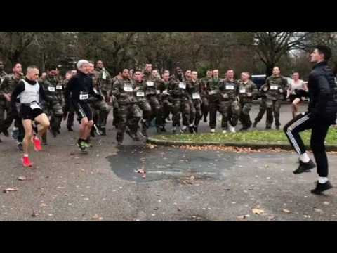 Course sur route - le 1er Régiment de Tirailleurs d'Epinal à l'échauffement avant l'Epi'Run - La Tirailleur