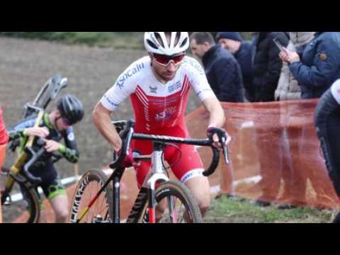 Cyclo-cross : Damien Mougel fait la passe de trois