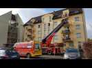 La grande échelle pour secourir une femme victime d'une chute à son domicile