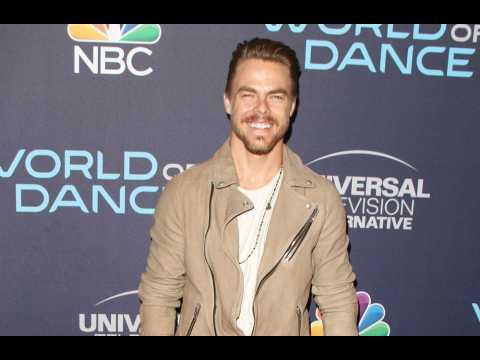 Derek Hough has appendix removed