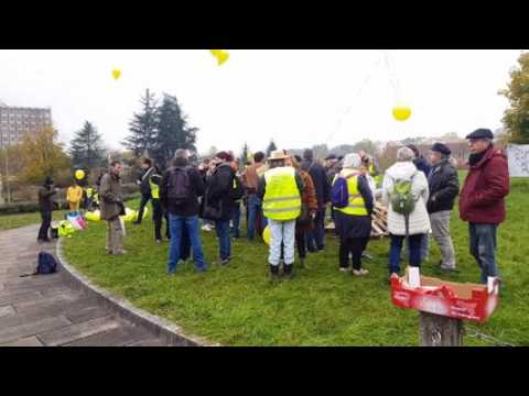 Besançon (25) : les Gilets jaunes fêtent leur véritable anniversaire au rond-Point Mallarmé