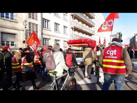 Ils manifestent contre la réforme des retraites ...  mais pas seulement