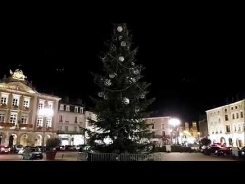 Pont-à-Mousson : et le sapin brille de mille feux