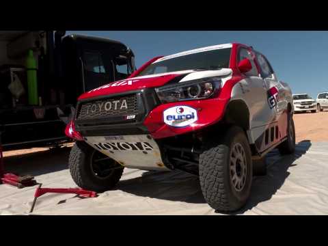 Toyota Gazoo Racing 2020 Dakar Test - Fernando Alonso in Toyota Hilux