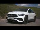 The new Mercedes-Benz GLA 250 4MATIC Design in White metallic