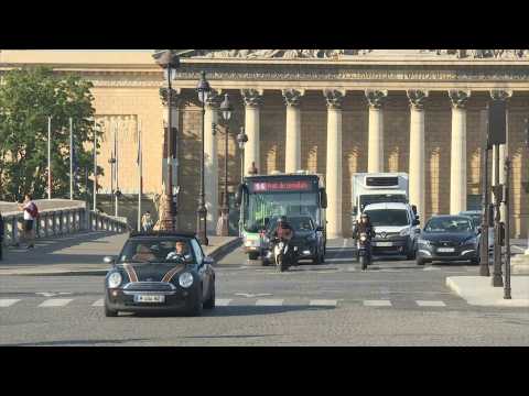 Paris traffic on the move four days from end of lockdown