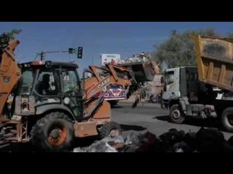 Tons of garbage removed in Cochabamba after ten-day blockade