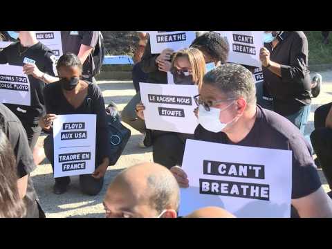 Peaceful kneel-in held outside US embassy in Paris to protest George Floyd's death