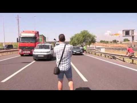 Nissan workers cut traffic in Barcelona