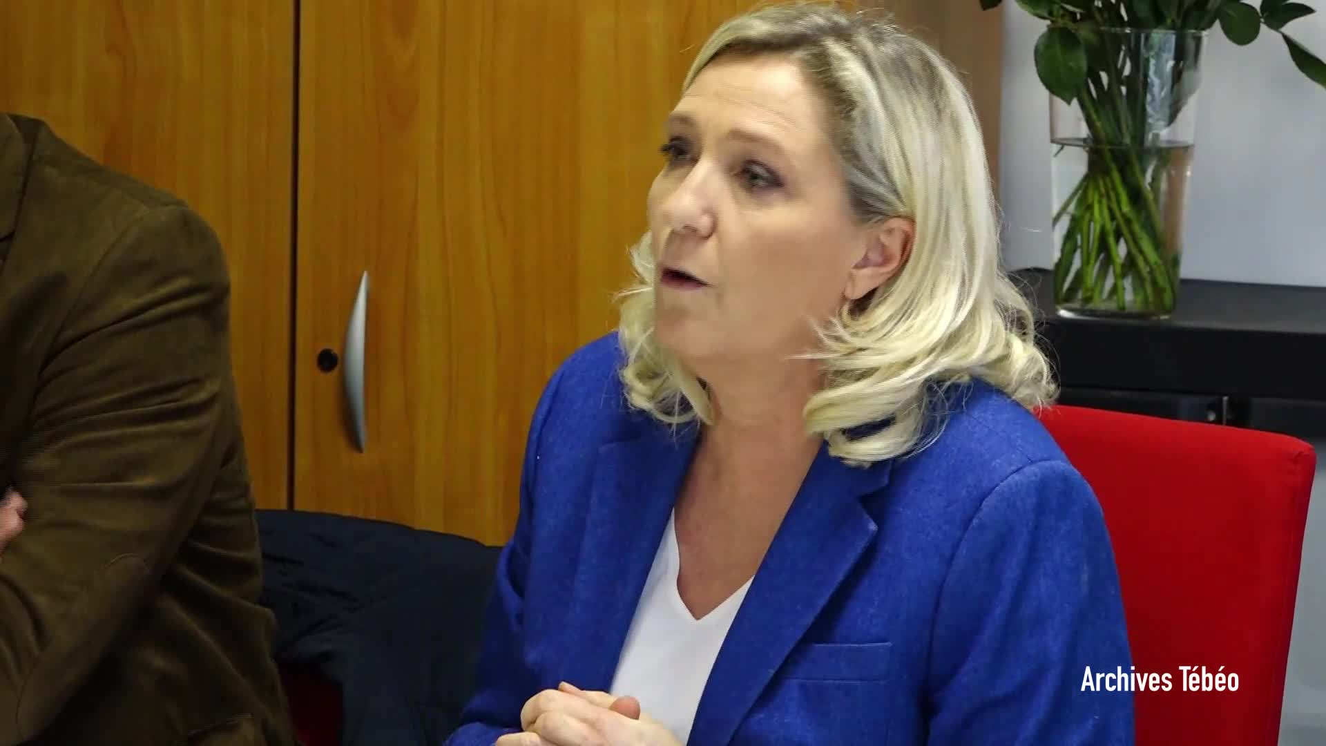 La venue de Marine Le Pen à Sein rencontre de nombreux opposants en Bretagne (Le Télégramme)