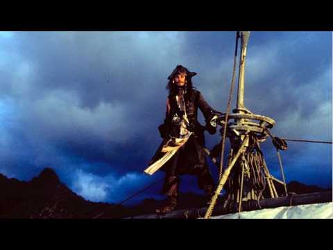 Pirates des Caraïbes : la Malédiction du Black Pearl - Extrait 19 - VO - (2003)