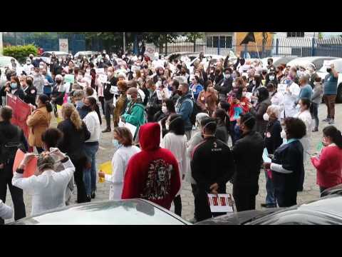 Health professionals protest in São Paulo hospital
