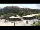 Greece: tavernas, bars and cafes reopen after two months closed