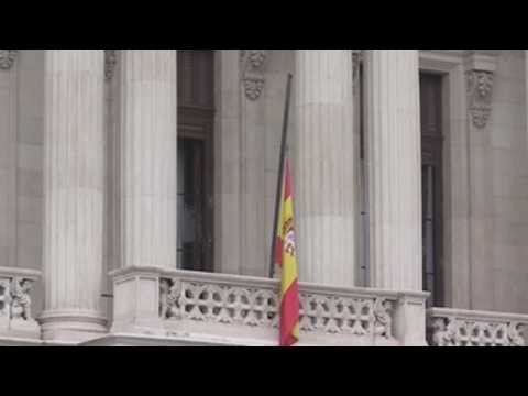 Spain observes 10 day-mourning for coronavirus victims