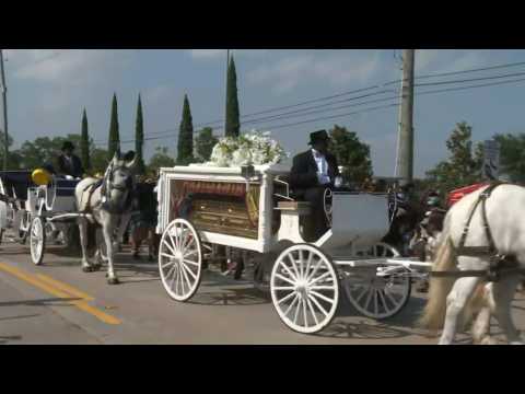 George Floyd's casket arrives at Texas cemetery