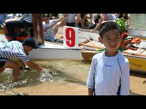 Small dragon boat festival kicks off in Hong Kong as virus fears fade
