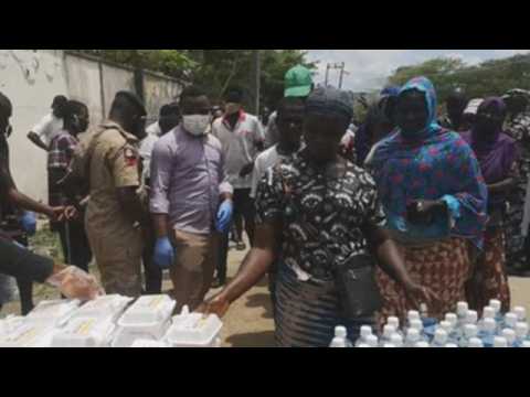 Long queues to collect food in Lagos