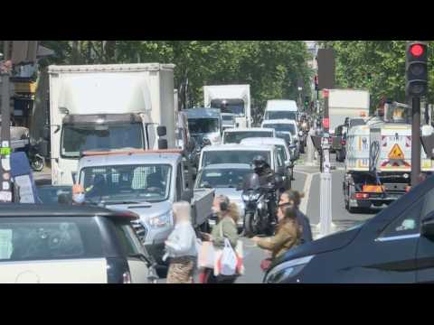 Paris traffic returns post-lockdown at Place de la Bastille