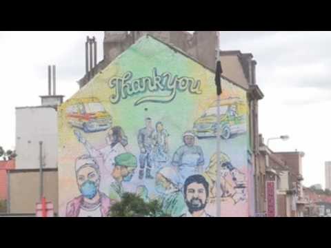 A mural in Brussels pays homage to health workers