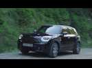 MINI Cooper Countryman ALL4 - Driving Video