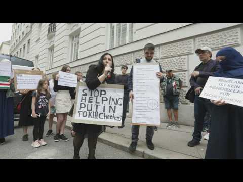 Protest in front of Russian embassy over death of Chechen dissident in Austria