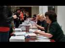 Lithuania: early voters cast ballots in presidential election