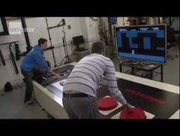 Gaming World Records break - Super Mario on Giant Nes Controller