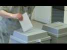 Polls opening in Budapest - Label : AFPTV - First images - Category : News