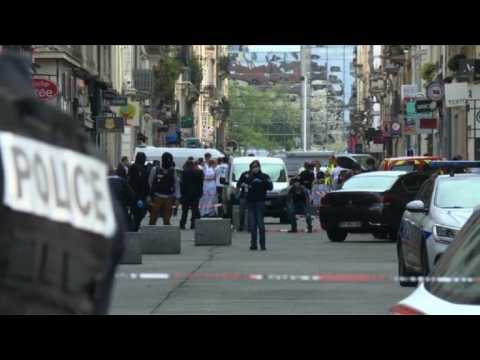Police, forensics rush to blast site in Lyon