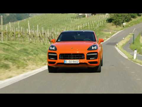 Porsche Cayenne Turbo Coupé in lava orange Driving Video