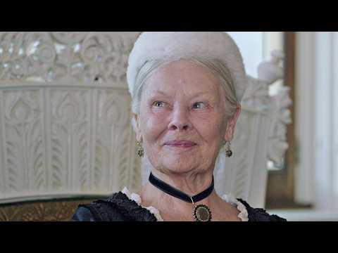 Confident Royal - Extrait 2 - VO - (2017)