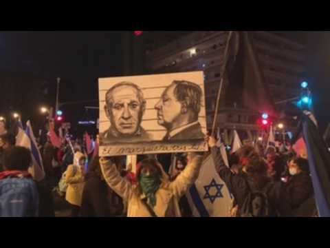 Anti-Netanyahu protest continues in Jerusalem