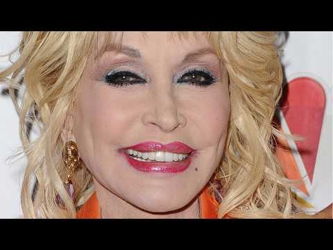 Dolly Parton's Extremely Sensible Reason For Looking Fabulous 24/7