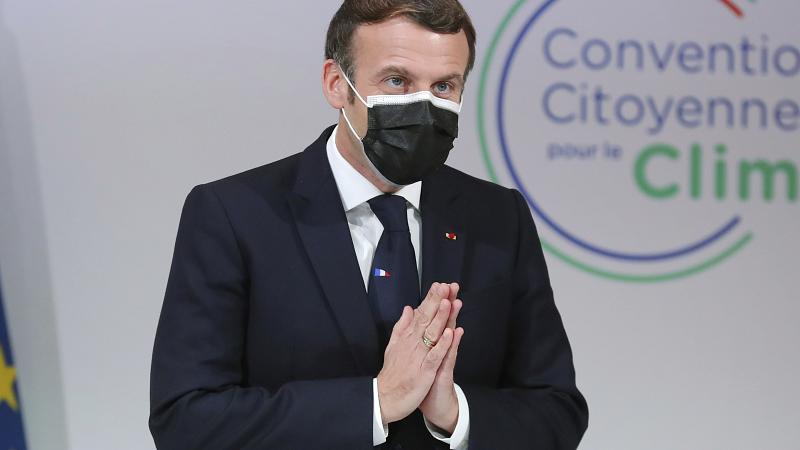 Le président français Emmanuel Macron a été testé positif au coronavirus Covid-19 (Euronews FR)