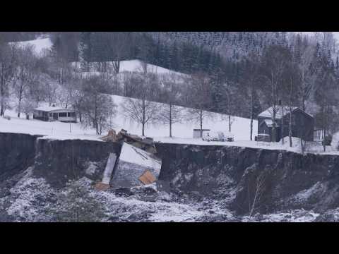 Rescuers search for 10 still missing in Norway landslide