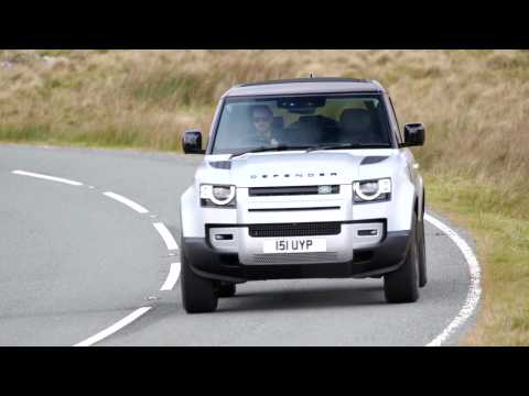 Land Rover Discovery 90 P300 Driving Video
