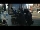 People arrested outside court ahead of Navalny hearing (2)
