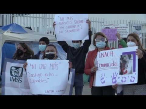 Doctors, health personnel protest against femicide of young doctor in southeast Mexico