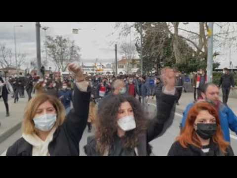 New day of protests in Istanbul