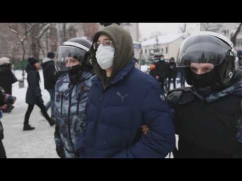 Protests for release of Navalny leave more than 1,000 arrested