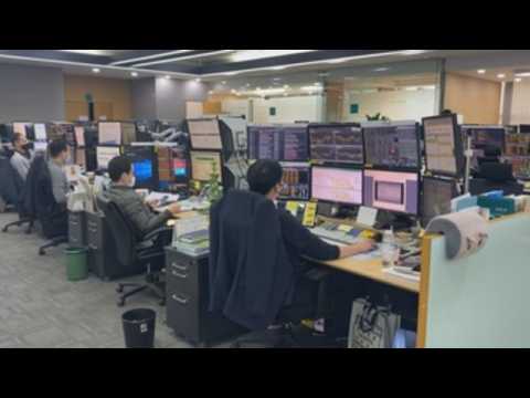 South Korea's Kospi index finishes with 0.86% gains