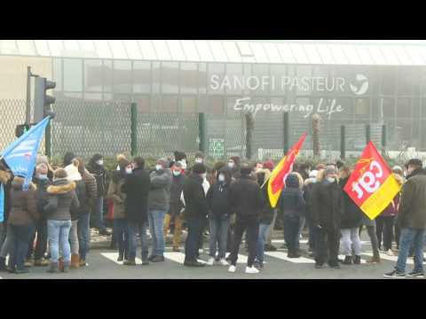 Sanofi employees protest against job cuts in southwestern France