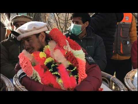 Pakistan: Historic Nepali K2 climbers receive hero's welcome