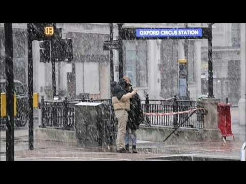 Snow hits London's Oxford Street
