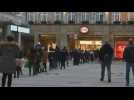 Christmas queues in Munich ahead of full lockdown