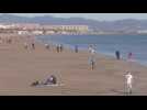 Crowded beaches in Valencia due to high temperatures