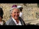 La place de la femme dans les traditions provençales, expliquée par une Arlésienne