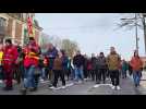 Ambiance dans le cortège contre la réforme des retraites à Calais le matin du samedi 11 mars